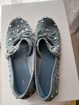 Bailarinas Zara Azules con Tachuelas Talla 37