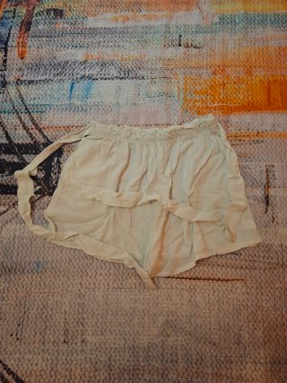 Pantalón corto blanco
