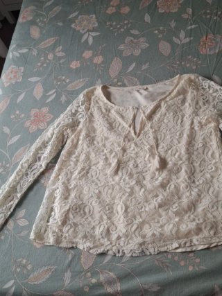 Blusa encaje