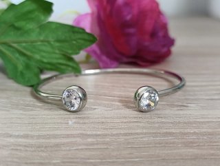 Brazalete de plata con circonitas