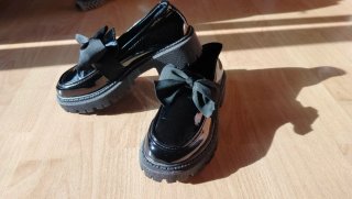 Mocasines Negros con Lazo