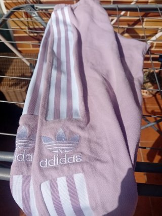 Pantalón de chándal adidas morado