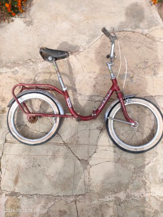 Bicicleta Infantil Plegable Roja