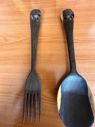Set de Cuchara y Tenedor de Madera de Kenia 33 cm.