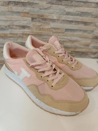 Zapatillas Joma Rosa y Beige