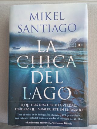 La chica del lago