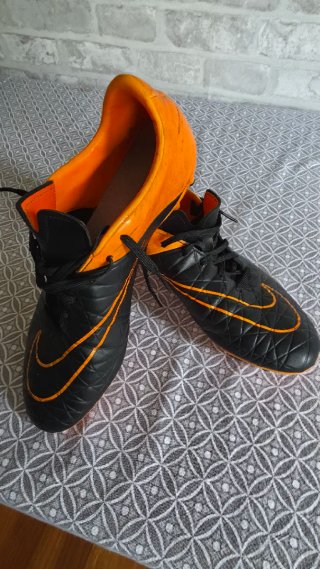 Botines de fútbol Nike