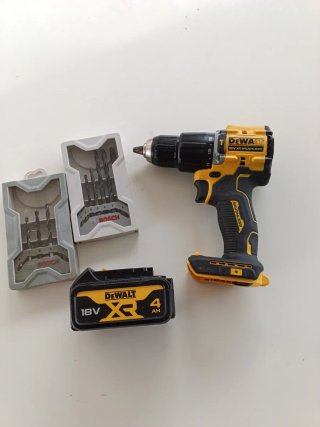 TALADRO DEWALT PERCUTOR BATERÍA DCD100Y
