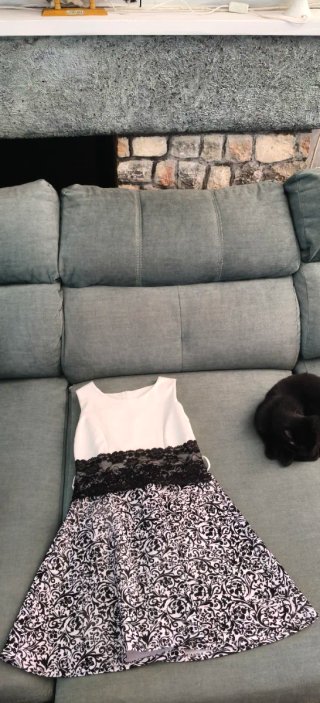 Vestido elegante blanco y negro