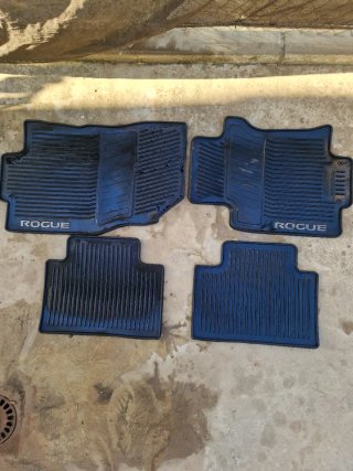 Set de 4 Alfombrillas de Goma Nissan X-trail