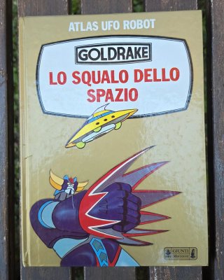 Libro Vintage Goldrake Lo Squalo dello Spazio