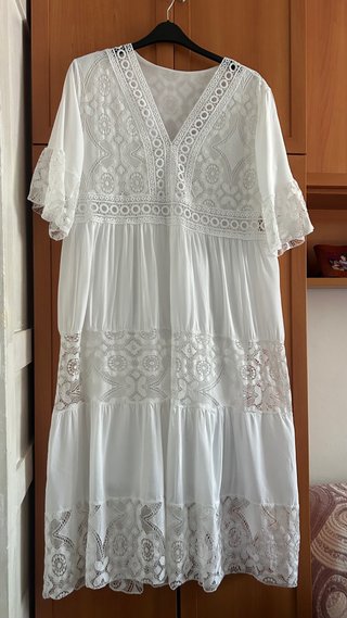 Vestido Blanco con Encaje