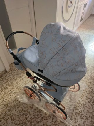 Carrito de Muñecas Estilo Clásico