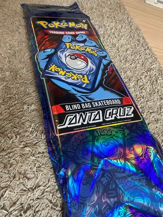 Skateboard Santa Cruz x Pokémon 30 Aniversario