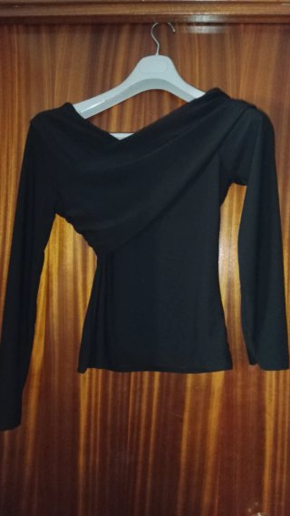 Jersey Negro de Manga Larga M
