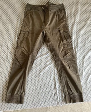 Pantalón Cargo H&M Verde Oliva