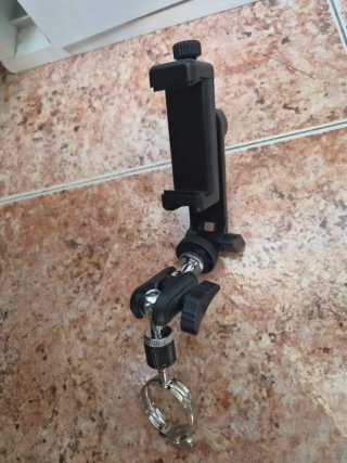 Atril Clarinete para mobil o tablet