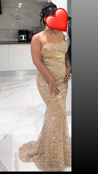 Vestido de fiesta con pedreria solo usado 2 h