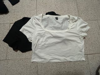 2 Camisetas Cortas Shein Talla XXL