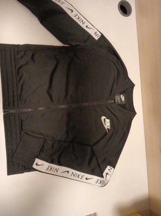 Chaqueta Nike Negra