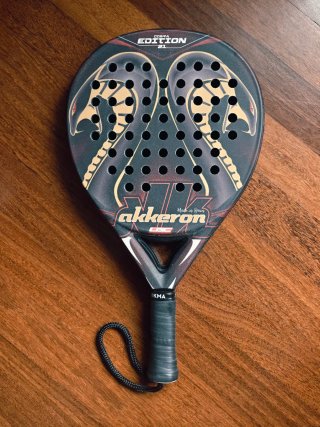 Pala de Pádel Akkeron Cobra 21