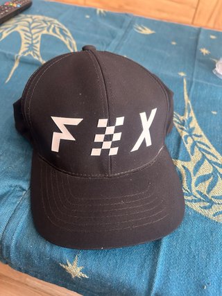 Gorra fox