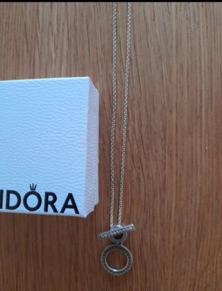 Collar y colgante  de plata Pandora