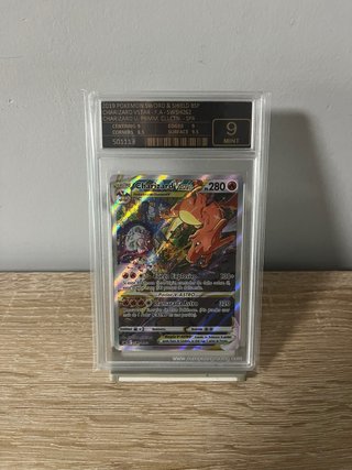 Charizard VSTAR Graduada 9