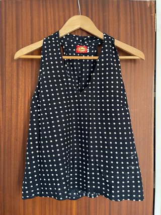 Camiseta de tirantes con topos