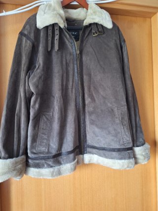 Chaqueta de ante con forro de borreguillo