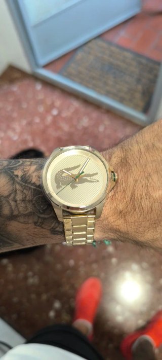 Reloj Lacoste Dorado