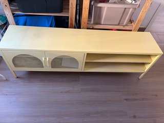 Mueble TV Conforama Amarillo