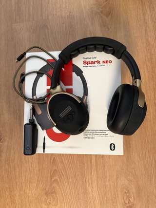 Auriculares Positive Grid Spark NEO