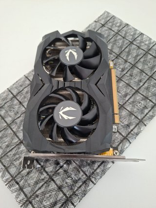 Tarjeta Gráfica Nvidia GTX 1660 SUPER 6GB Compacta