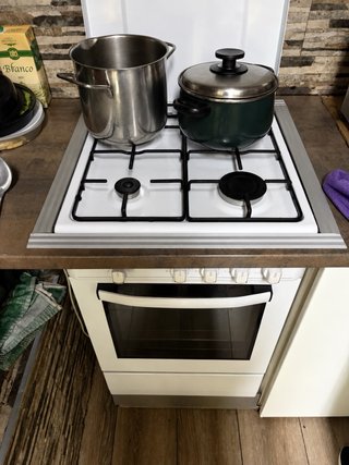 Cocina con Horno y Fuegos Blanca