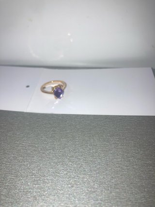 Anillo con Piedra Morada