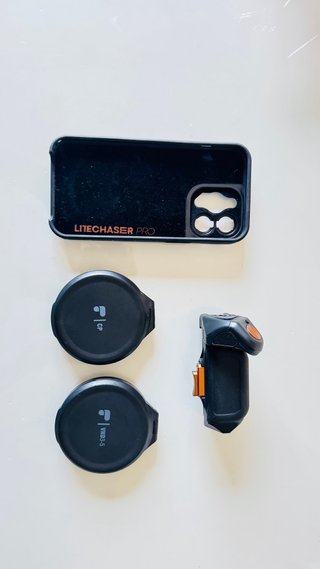 Cover e filtri Moment LiteChaser Pro per iPhone 13