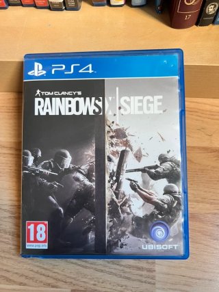 Tom Clancy's Rainbow Six Siege (PS4)