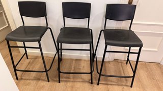 3 Taburetes Altos IKEA STIG Negros