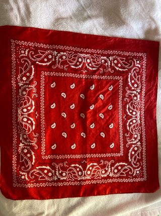 Bandana Roja con Estampado Paisley