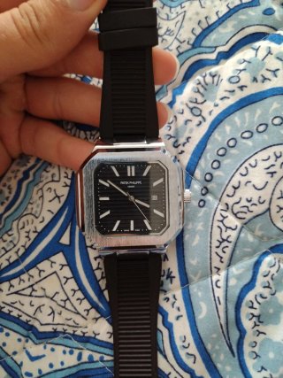 Reloj negro