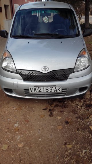 Toyota Yaris 1999