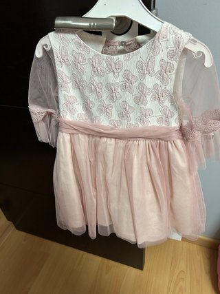 Vestido de Niña con Mariposas