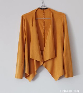 Chaqueta Zara color mostaza Talla S