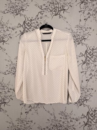 Blusa de lunares Zara Talla M