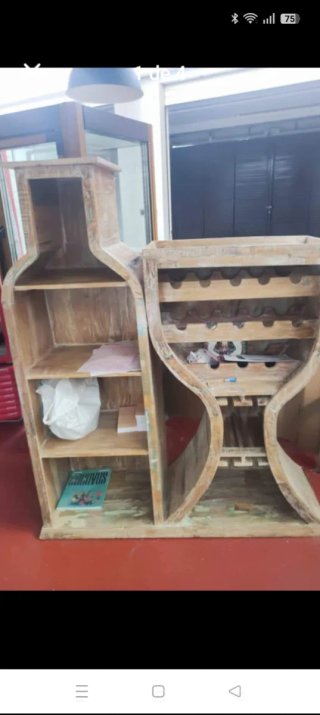 Mueble Botellero de Madera