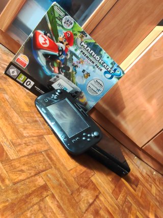 Nintendo Wii U Premium Pack Mario Kart 8
