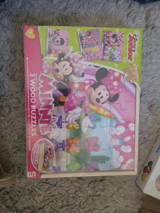 Set de 3 Puzzles de Madera Minnie Mouse