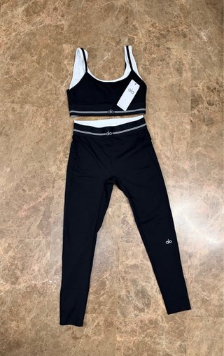 Conjunto Deportivo Alo Yoga Negro