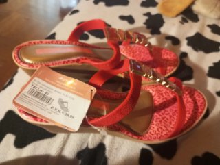 Sandalias Grendha Rojas Talla 40 nuevas etiqueta.